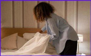 Does making your bed increased dust mites?