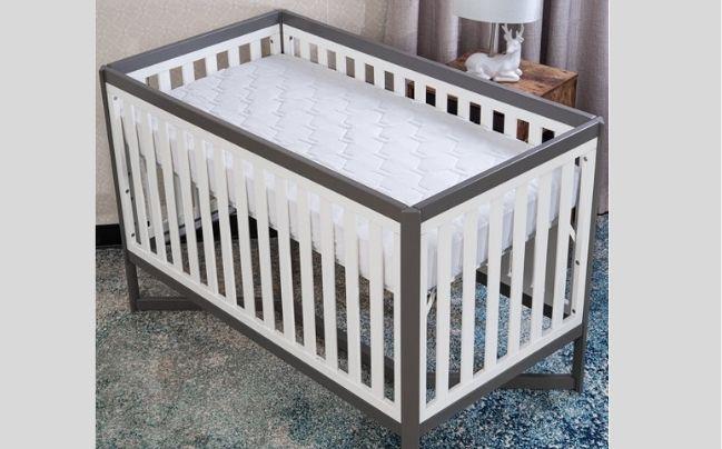 What to look for in a mini crib mattress