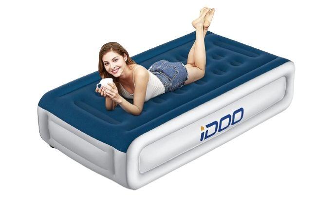Heavy-Duty Blow-Up Beds For A Restful Night’s Sleep